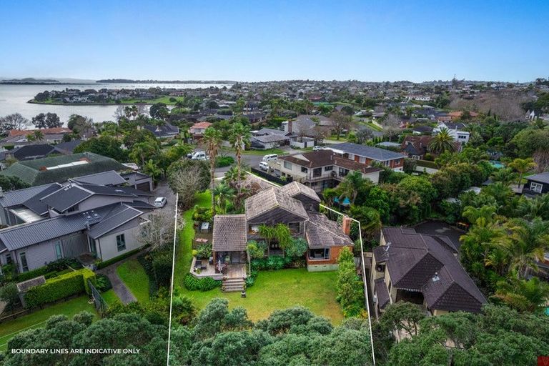 Photo of property in 20 Sanctuary Point, Sunnyhills, Auckland, 2010