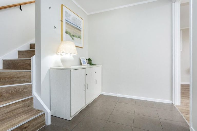 Photo of property in 1/67 Langana Avenue, Browns Bay, Auckland, 0630