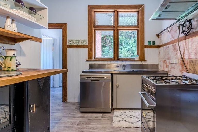 Photo of property in 38 Haywood Street, The Glen, Dunedin, 9011