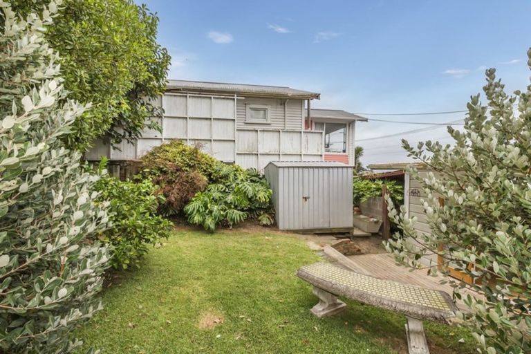 Photo of property in 185 Marine Parade, Seatoun, Wellington, 6022