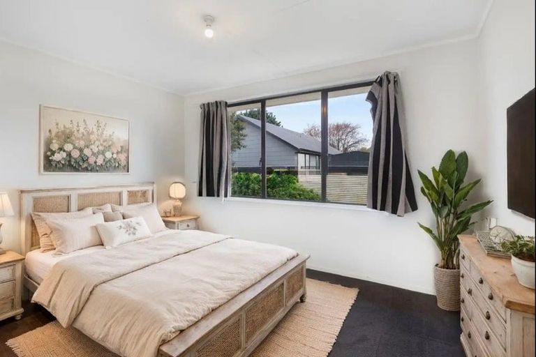 Photo of property in 45 Karen Crescent, Dinsdale, Hamilton, 3204