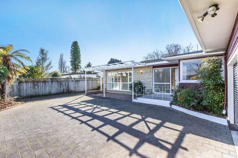 Photo of property in 28 Ngamotu Road, Taupo, 3330