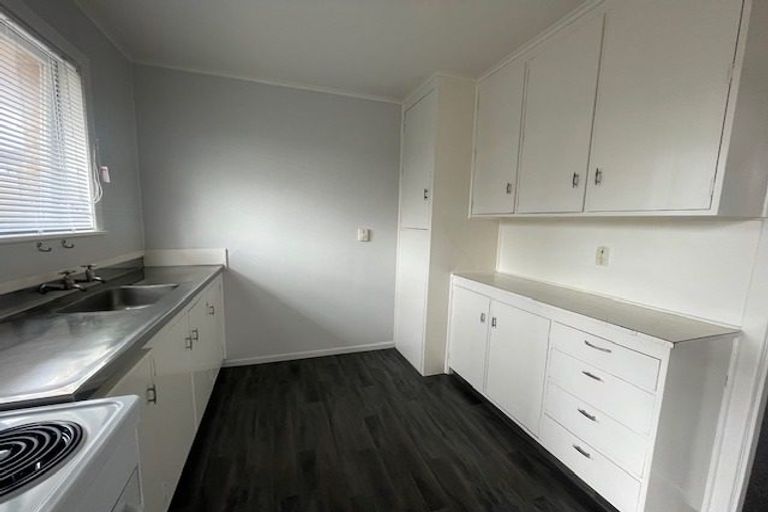 Photo of property in 2/82 Huia Road, Papatoetoe, Auckland, 2025