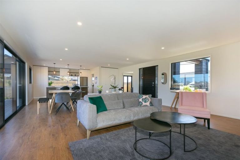 Photo of property in 3 Ashwood Lane, Bell Block, New Plymouth, 4312