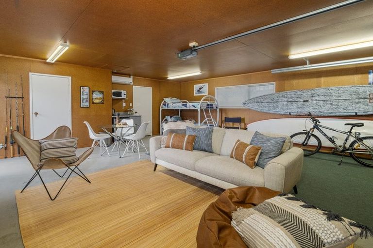 Photo of property in 45 North West Anchorage, Omaha, 0986