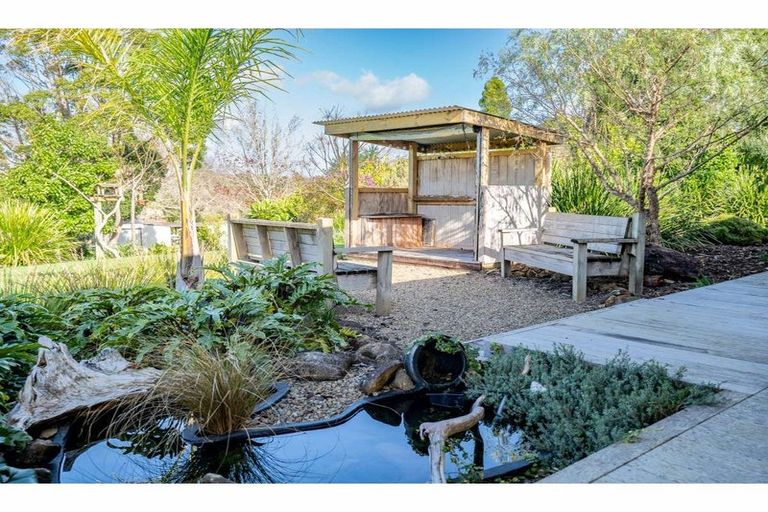 Photo of property in 4 Lensvelt Lane, Kerikeri, 0230