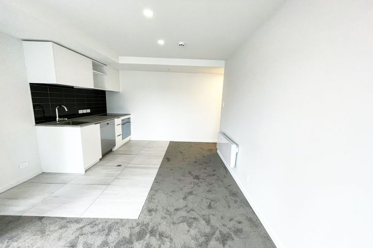 Photo of property in Pinnacle Apartments, W706/160 Victoria Street, Te Aro, Wellington, 6011