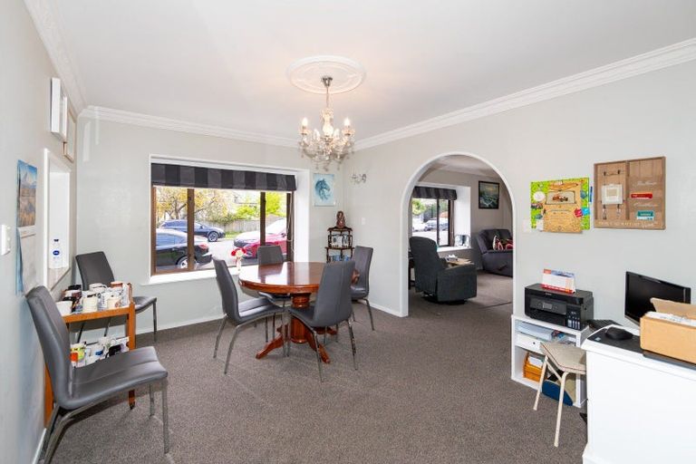 Photo of property in 405-407 Fitzroy Avenue, Hastings, 4122