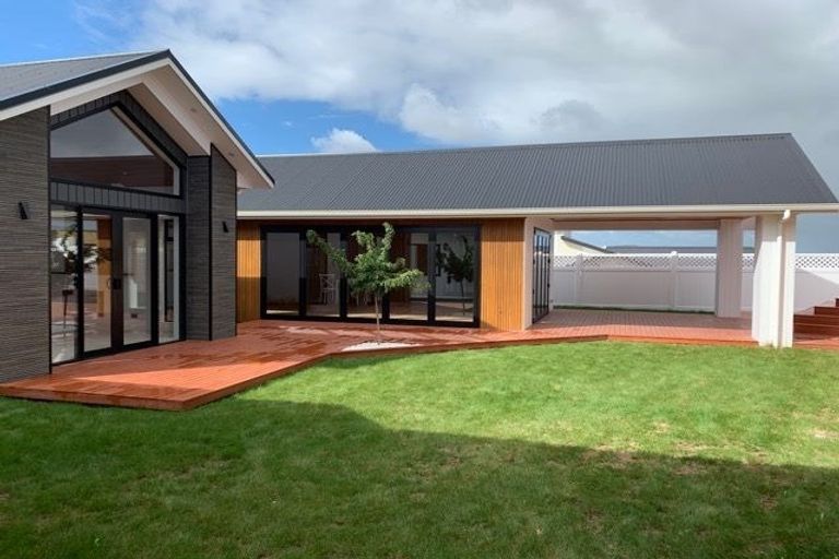 Photo of property in 13 Sylvester Crescent, Flagstaff, Hamilton, 3210