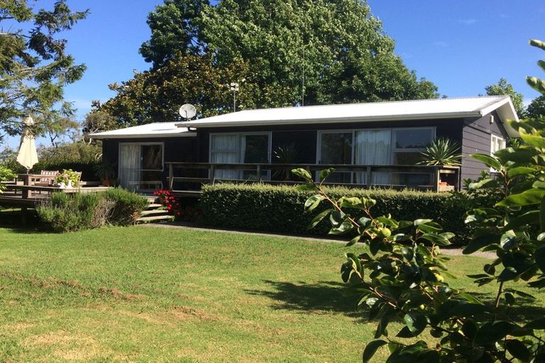 Photo of property in 14 Dale Road, Whenuapai, Auckland, 0618