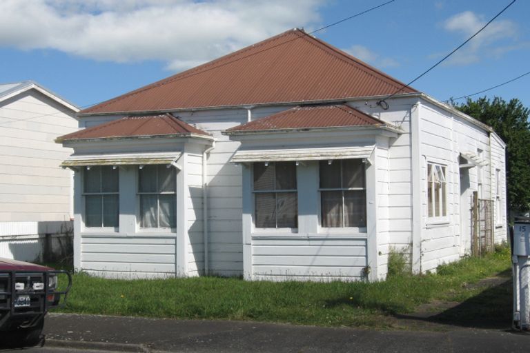 Photo of property in 15 Tay Street, Whanganui, 4500