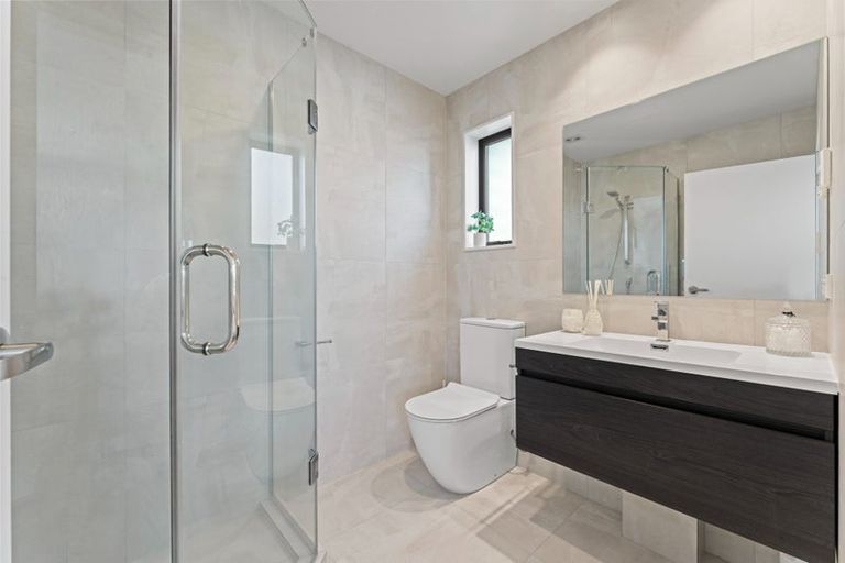 Photo of property in 37b Hythe Terrace, Mairangi Bay, Auckland, 0630