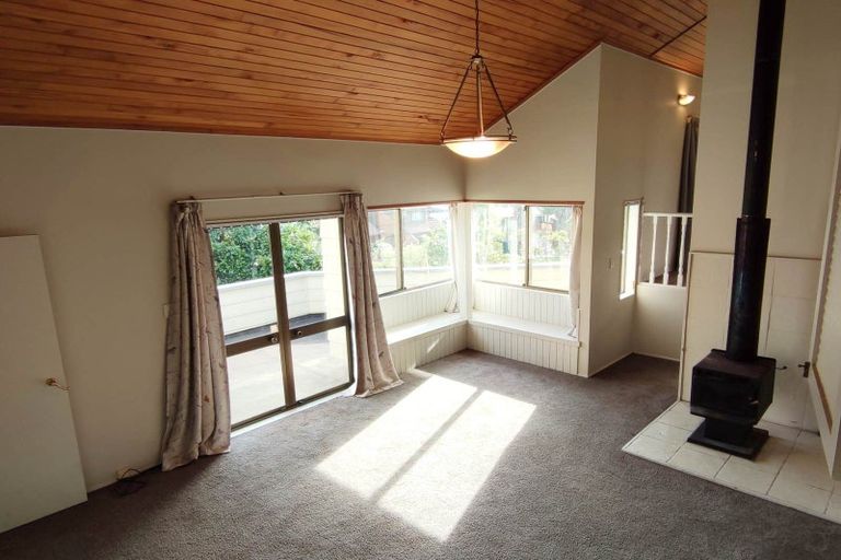 Photo of property in 41 Kennedy Avenue, Forrest Hill, Auckland, 0620