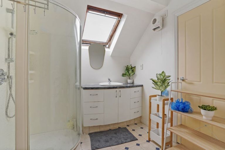 Photo of property in 593a Barbadoes Street, Edgeware, Christchurch, 8013