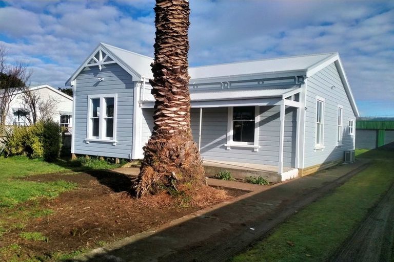 Photo of property in 37 Ross Street, Woodville, 4920