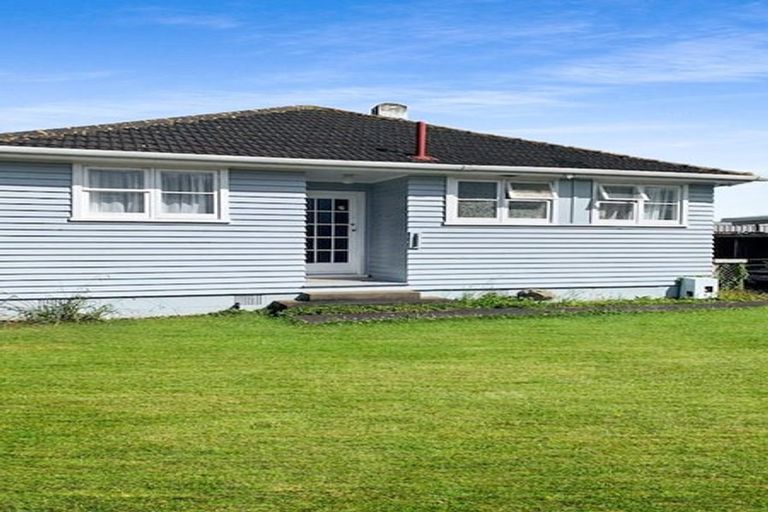 Photo of property in 16 Bell Street, Marton, 4710