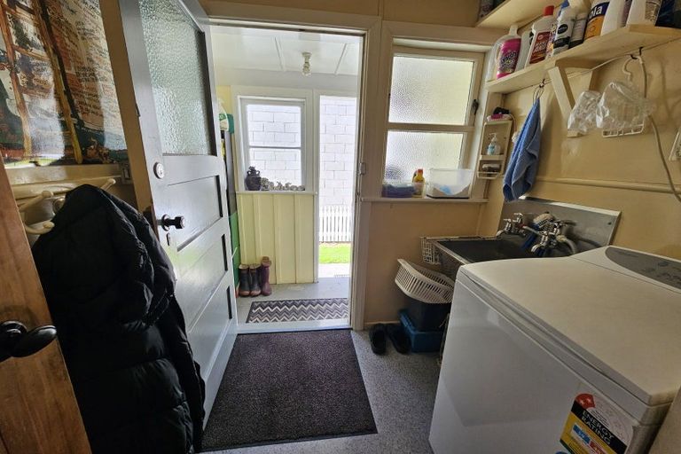 Photo of property in 92 Clyde Street, Balclutha, 9230