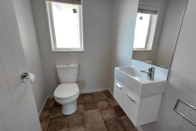 Photo of property in 17 Freyberg Street, Rangiora, 7400