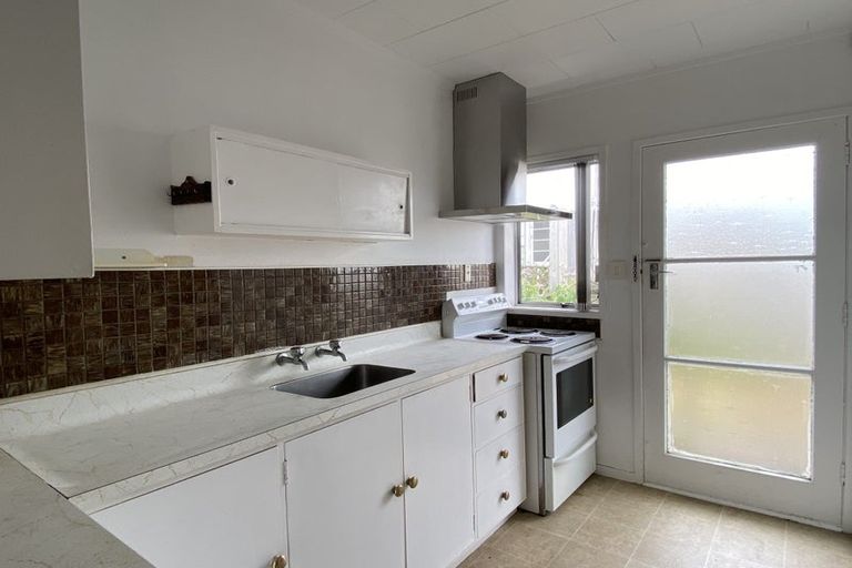 Photo of property in 2/26 James Road, Manurewa, Auckland, 2102
