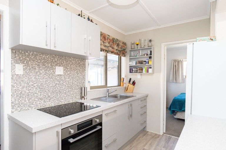 Photo of property in 2/3 Paul Drive, Ngatea, 3503