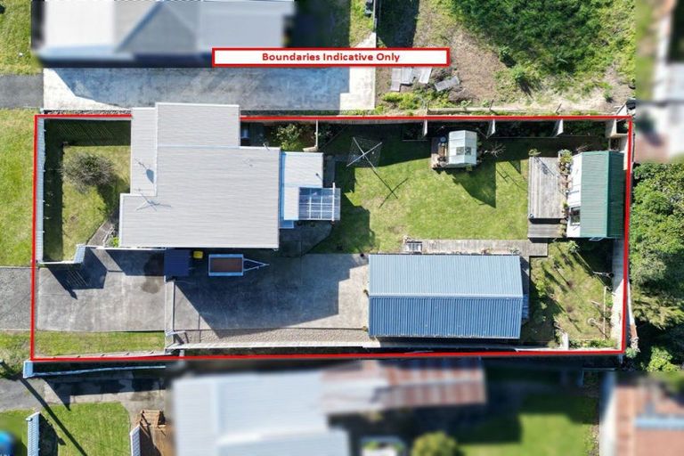 Photo of property in 5 Huia Street, Foxton Beach, Foxton, 4815