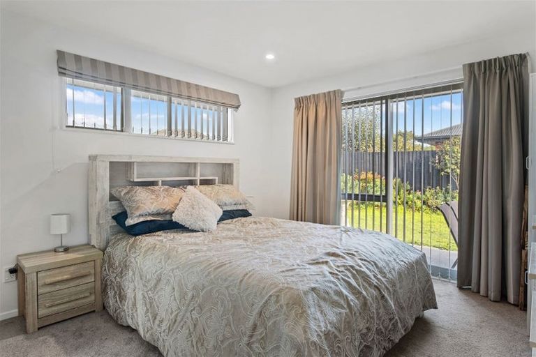 Photo of property in 2/28 Ottawa Road, Wainoni, Christchurch, 8061
