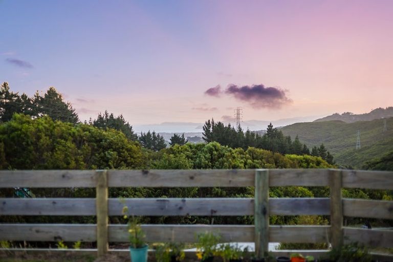 Photo of property in 53a Kaitangata Crescent, Kelson, Lower Hutt, 5010