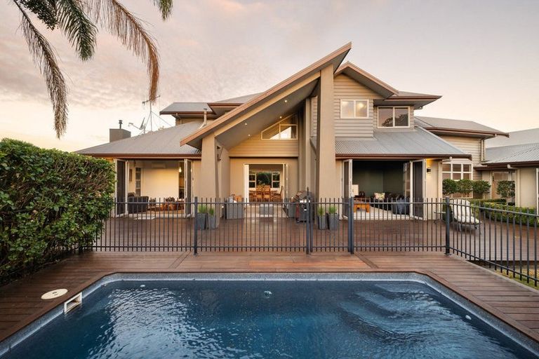 Photo of property in 5 Cooper Crescent, Cambridge, 3434