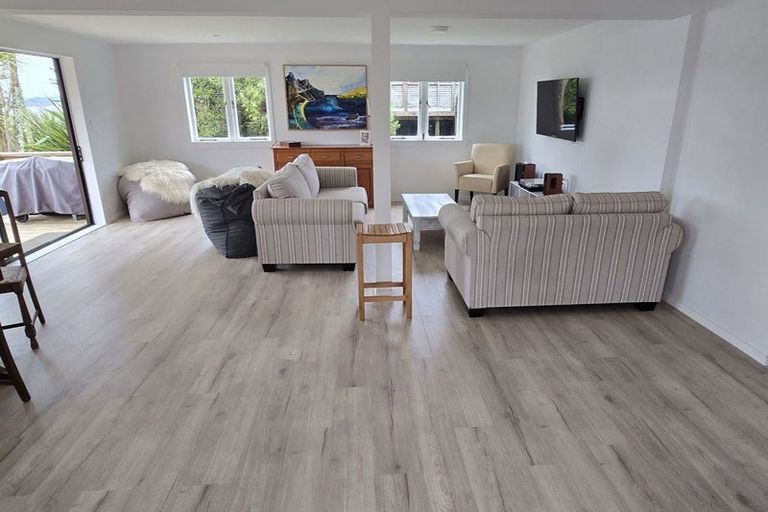 Photo of property in 20 Komiti Road, Tinopai, 0593