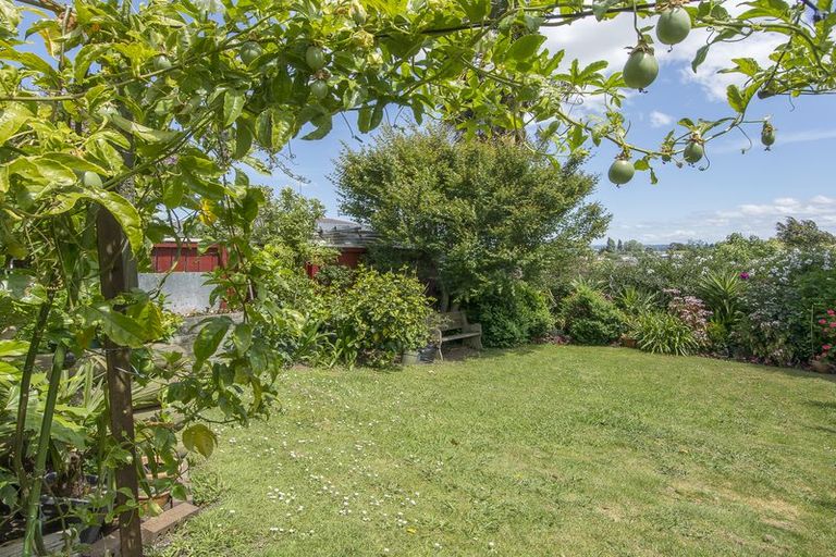 Photo of property in 100 Mansels Road, Parkvale, Tauranga, 3112