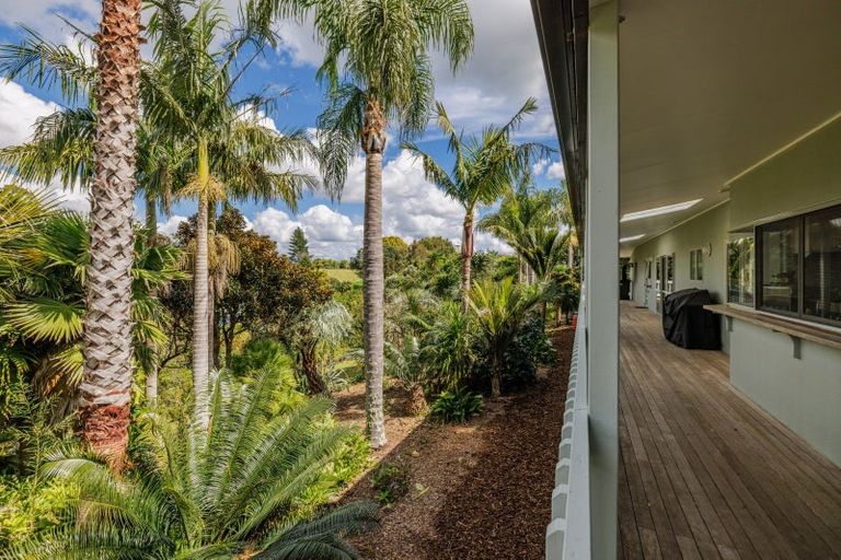 Photo of property in 33a Skudders Beach Road, Kerikeri, 0294