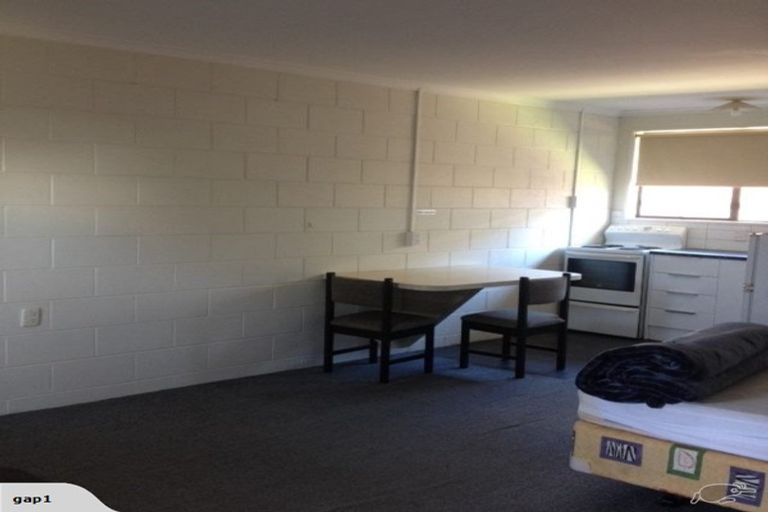 Photo of property in 93 Tremaine Avenue, Westbrook, Palmerston North, 4412