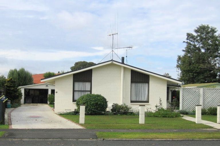 Photo of property in 14 Caernarvon Street, Dinsdale, Hamilton, 3204