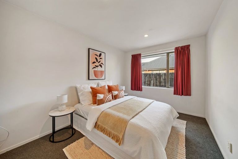 Photo of property in 16c Defoe Place, Waltham, Christchurch, 8023