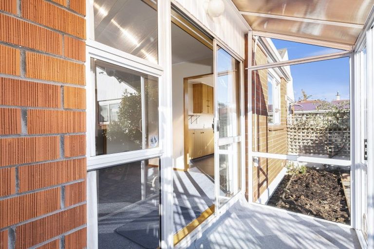 Photo of property in 20b Oxford Street, South Dunedin, Dunedin, 9012