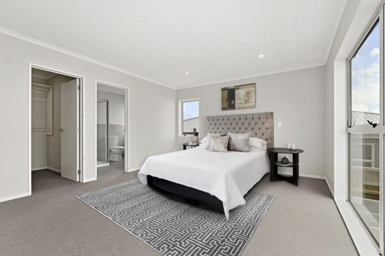 Photo of property in 4 Leggett Lane, Red Beach, 0932