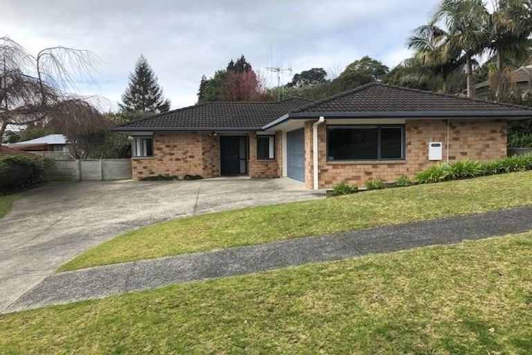 Photo of property in 35 Amberley Crescent, Bethlehem, Tauranga, 3110