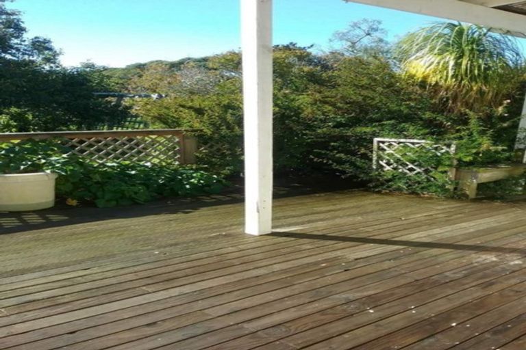 Photo of property in 130 Te Pua School Road, Helensville, 0875