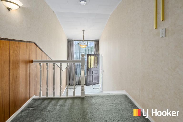 Photo of property in 2 Haratua Place, Springfield, Rotorua, 3015