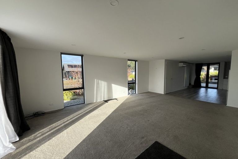 Photo of property in 18 Glen Dene Crescent, Wanaka, 9305