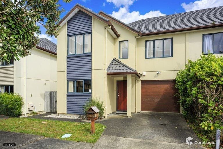Photo of property in 95 Fields Parade, Oteha, Auckland, 0632