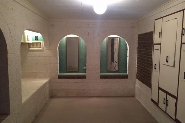 Photo of property in 22a Evelyn Road, Cockle Bay, Auckland, 2014