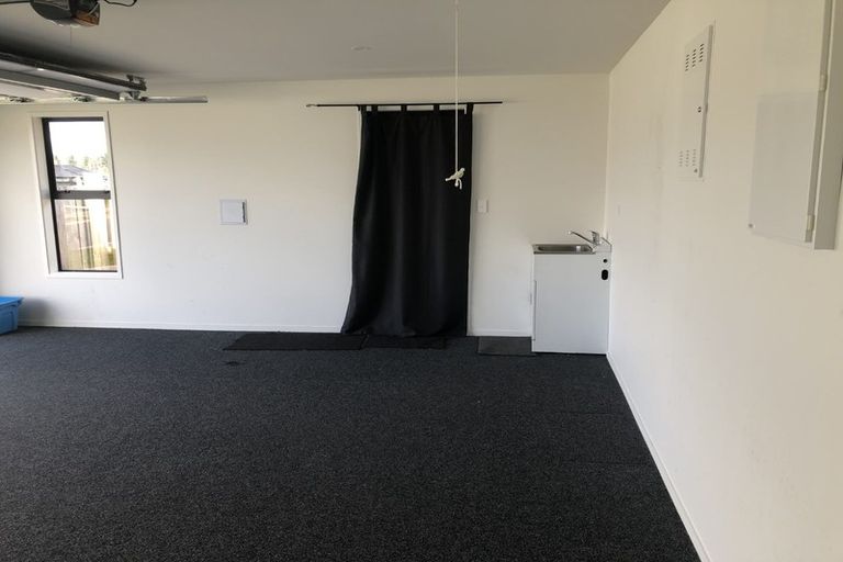 Photo of property in 9 Kahuparere Crescent, Pyes Pa, Tauranga, 3112