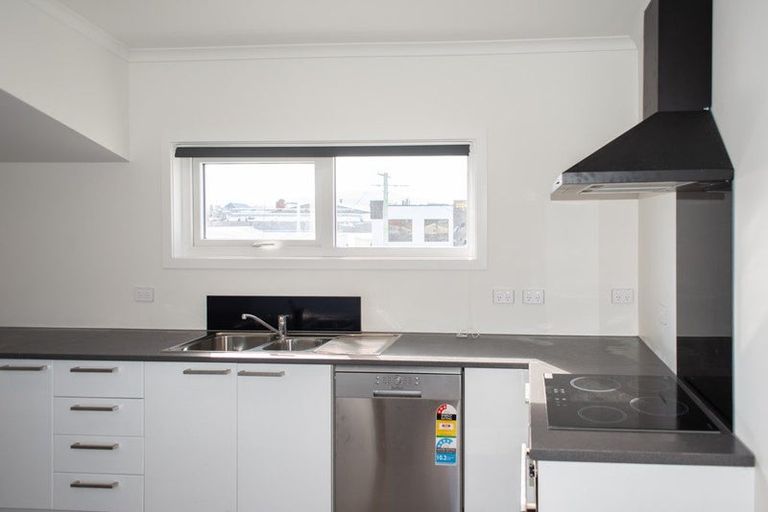 Photo of property in 33 Reid Road, South Dunedin, Dunedin, 9012