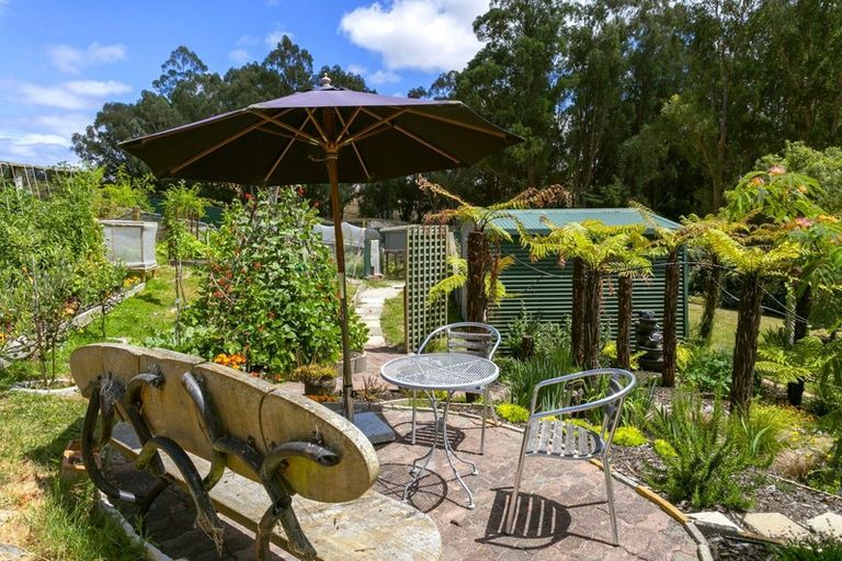 Photo of property in 1/160 Acacia Heights Drive, Acacia Bay, Taupo, 3385