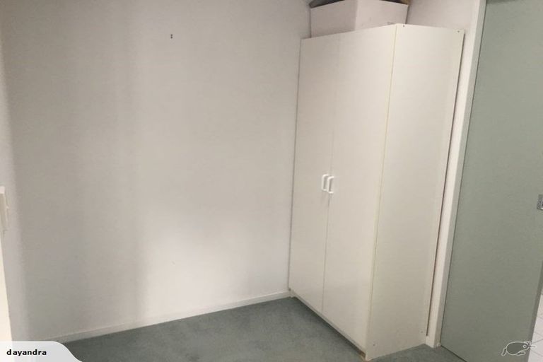 Photo of property in Metro Apartments, 16/220 Thorndon Quay, Pipitea, Wellington, 6011