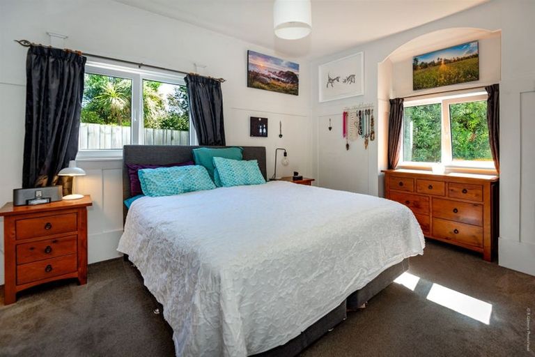 Photo of property in 91 Bowhill Road, New Brighton, Christchurch, 8083