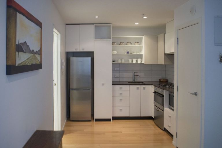 Photo of property in Trinity Apartments, 709/19 College Street, Te Aro, Wellington, 6011