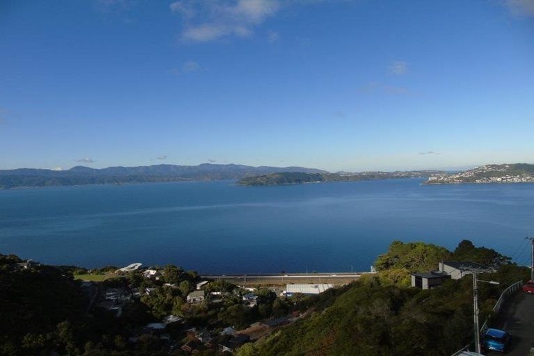 Photo of property in 118a Nicholson Road, Khandallah, Wellington, 6035