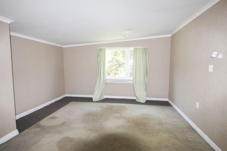 Photo of property in 16 Wellington Street, Enfield, Oamaru, 9491